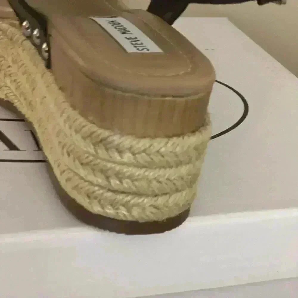 STEVE MADDEN FIFER ZEBRA ESPADRILLE NIB SZ 7.5M